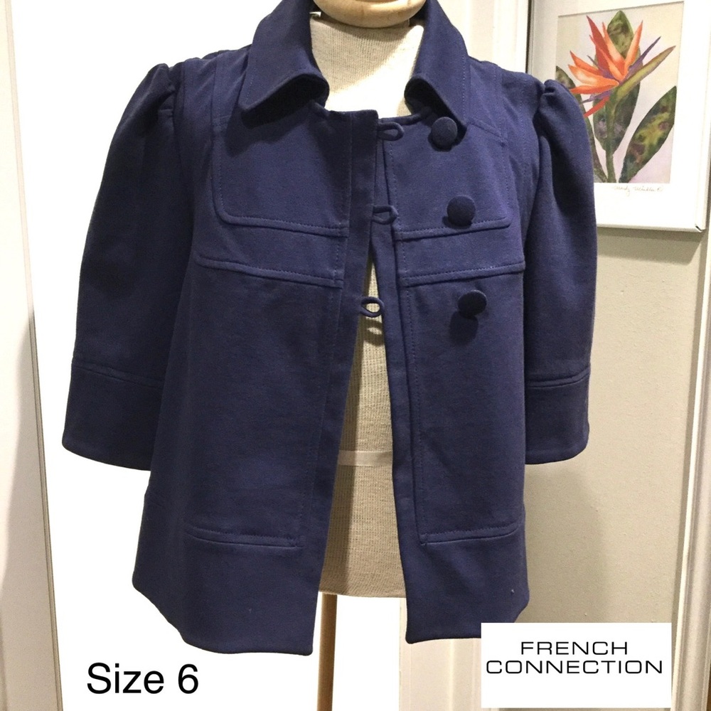 FRENCH CONNECTION Cropped Navy Jacket Size 6